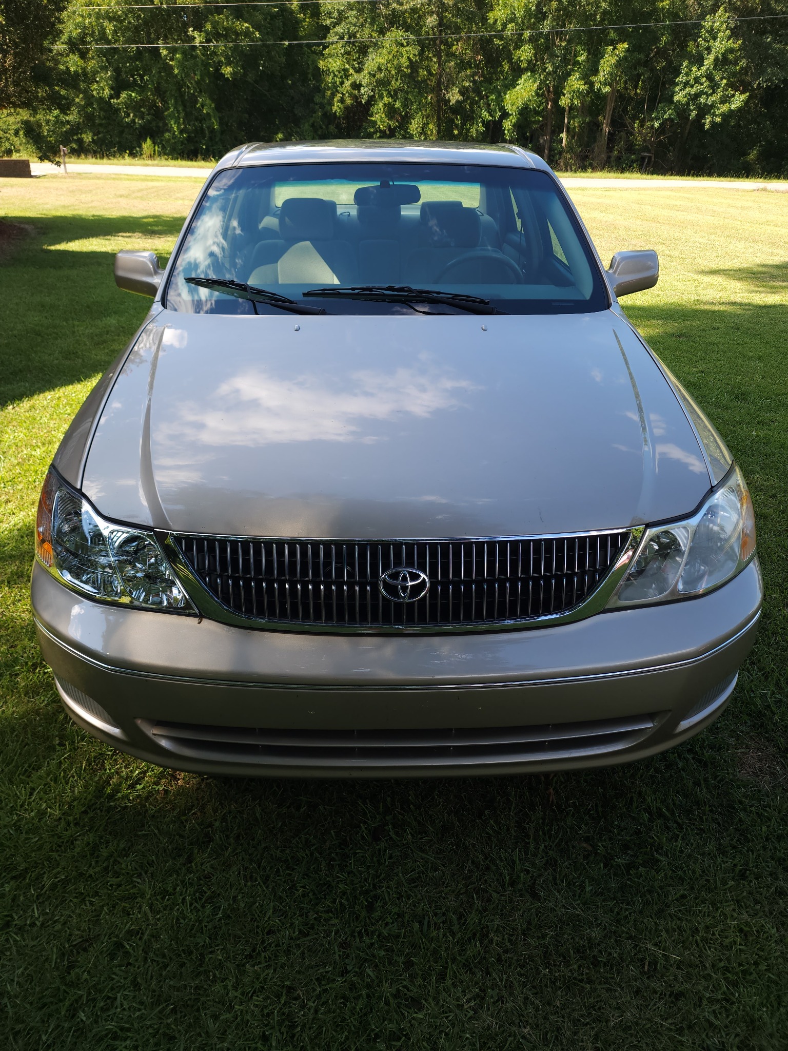 Toyota Avalon offered at auction
